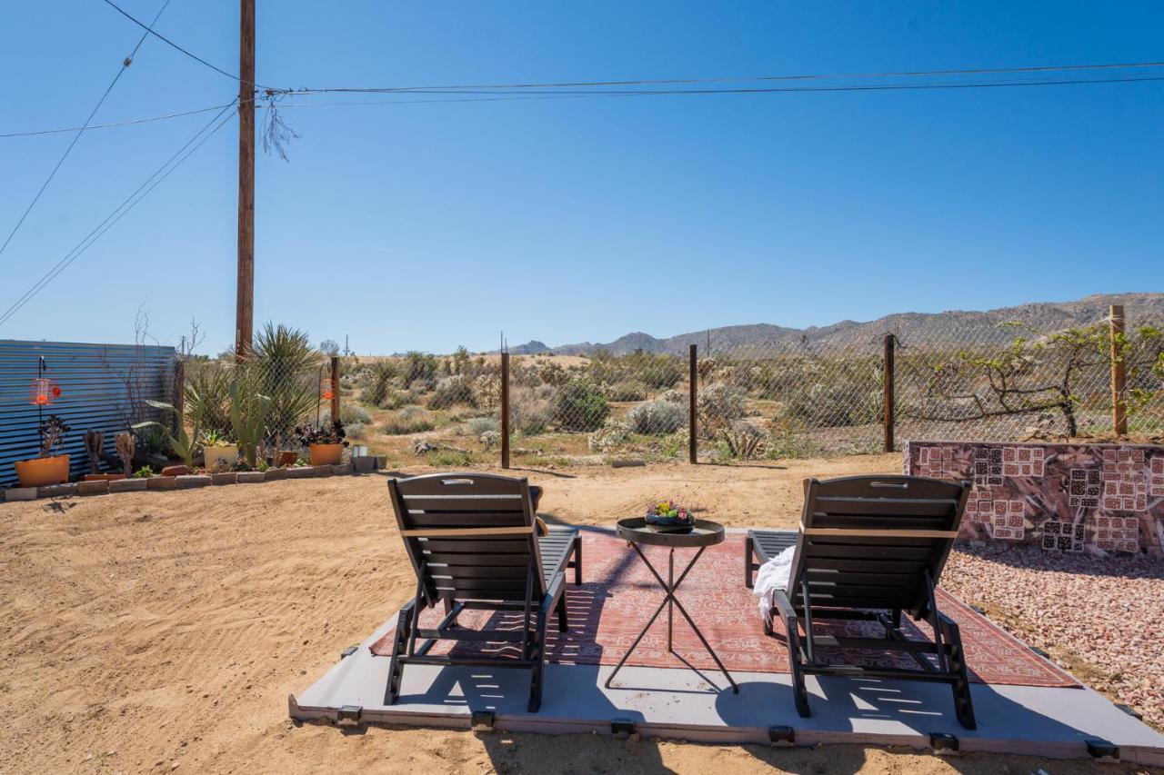Hot Tub, Games, King Bed, Fire Pit, Bbq Grill, Minutes From National Park And Views Villa Joshua Tree Exterior photo