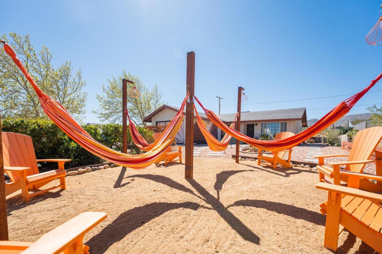 Hot Tub, Games, King Bed, Fire Pit, Bbq Grill, Minutes From National Park And Views Villa Joshua Tree Exterior photo