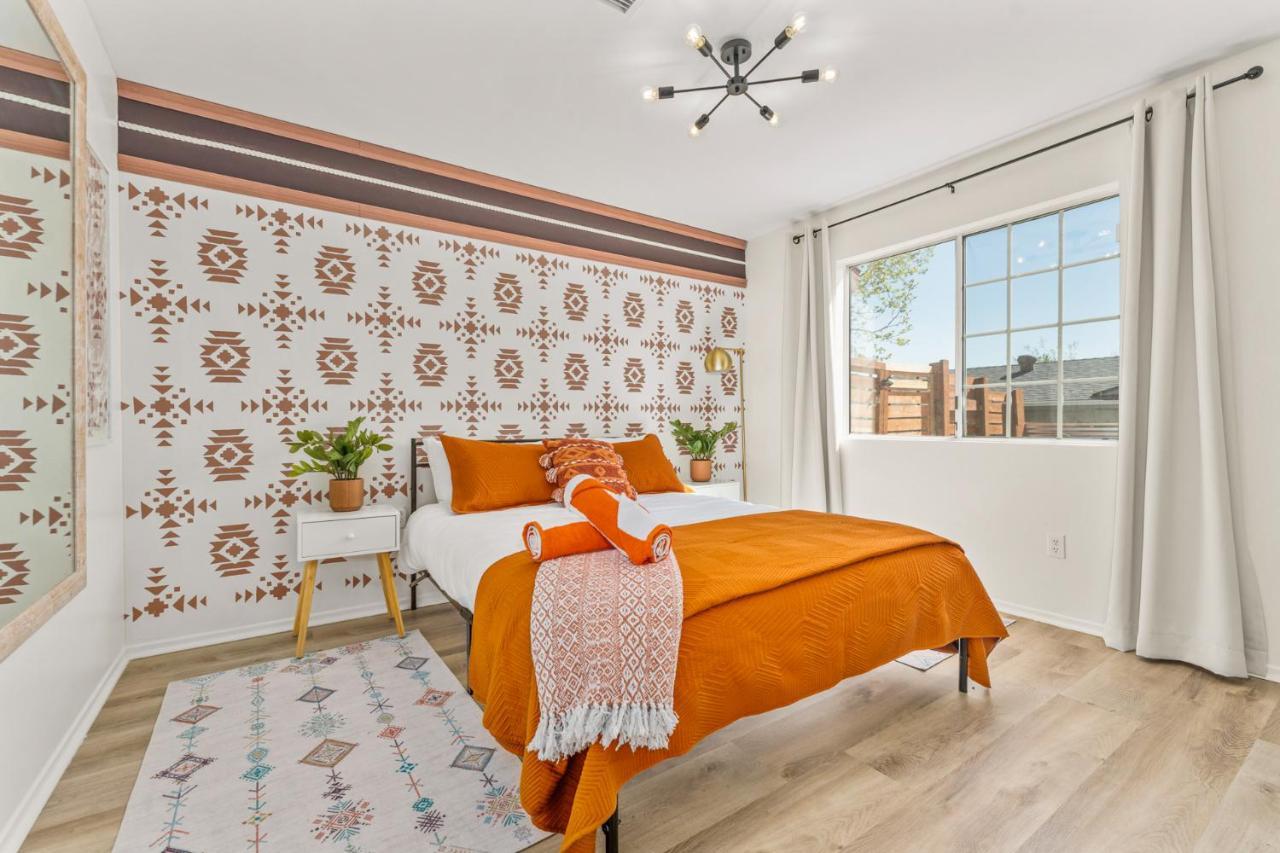 Hot Tub, Games, King Bed, Fire Pit, Bbq Grill, Minutes From National Park And Views Villa Joshua Tree Exterior photo